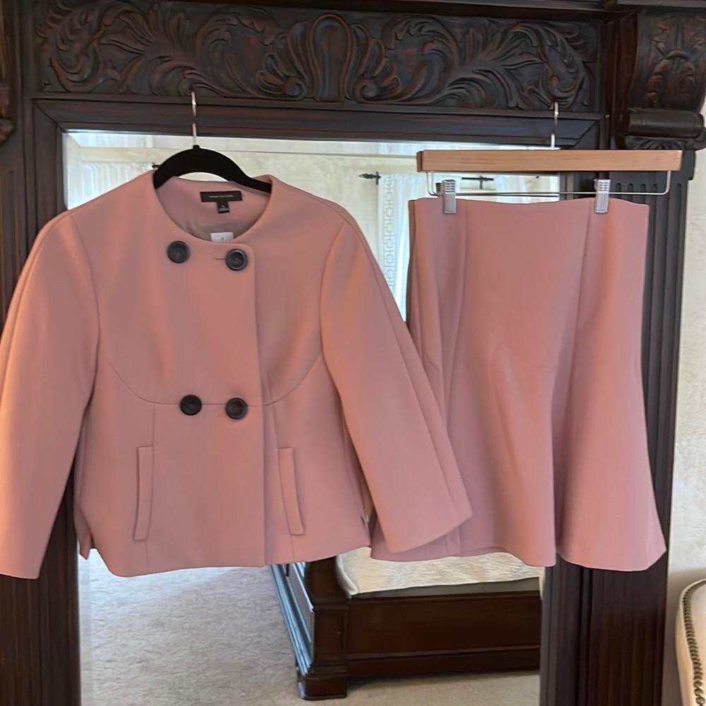 NWT Ann Taylor pique women’s skirt suit in mauve